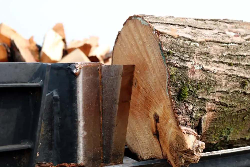 Are Log Splitters Dangerous? Safety Tips