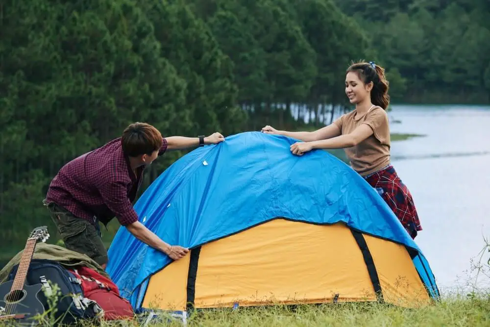 6 Simple Steps to Effortlessly Set Up Your Tent: A Beginner’s Guide
